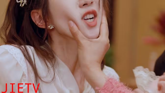 总裁夫人惹不起（霍总，夫人马甲又掉了）