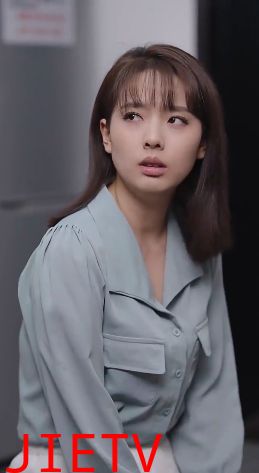 顾少;夫人已经死了三年了